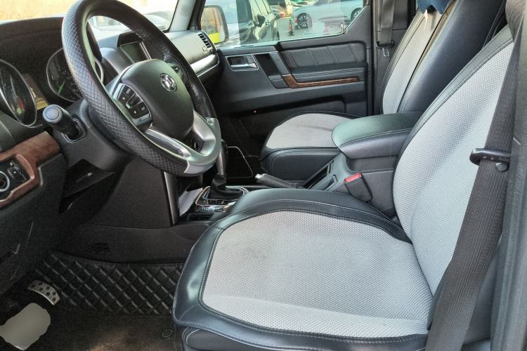 Used BAIC Off-Road BJ80 2018 2.3T Automatic Prestige Version China V Emission Standard Left Front Seat