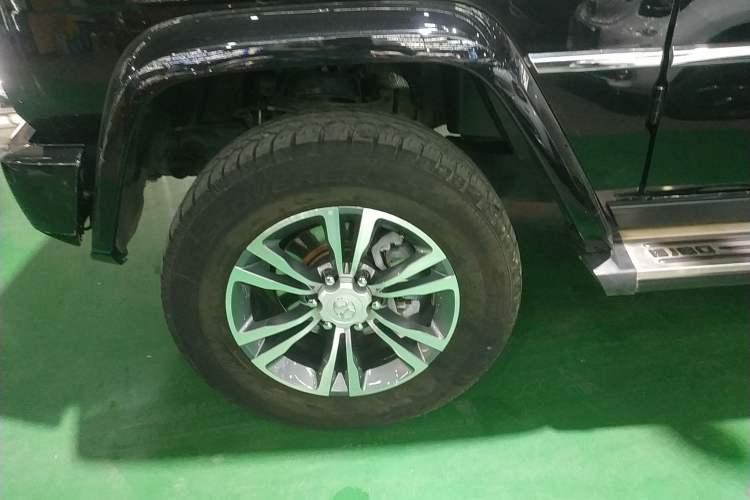 Used BAIC Off-Road BJ80 2018 2.3T Automatic Prestige Version China V Emission Standard Left Front Wheel Hub