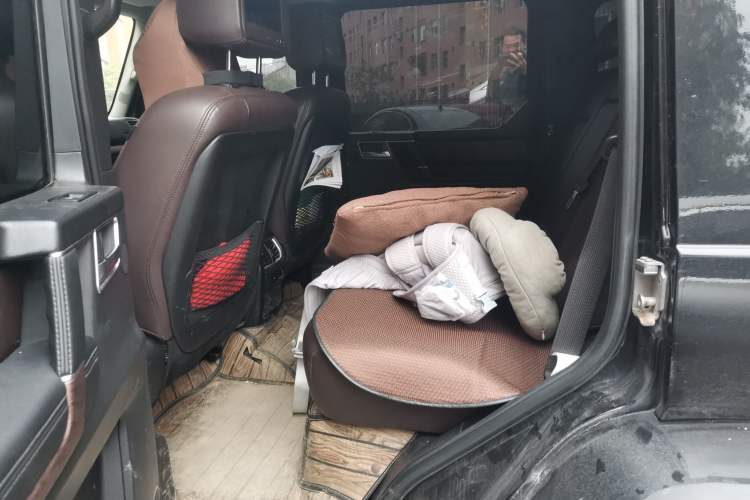 Used BAIC Off-Road BJ80 2018 2.3T Automatic Premium Version China V Emission Standard Left Rear Seat
