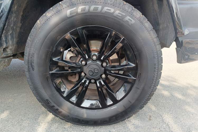 Used BAIC Off-Road BJ80 2018 2.3T Automatic Prestige Edition China VI Emission Standard Right Front Wheel Hub