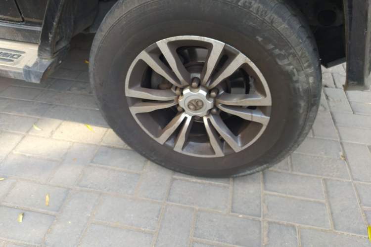 Used BAIC Off-Road BJ80 2018 2.3T Automatic Prestige Edition China VI Emission Standard Right Front Wheel Hub