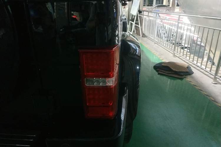 Used BAIC Off-Road BJ80 2018 2.3T Automatic Prestige Version China V Emission Standard Right Rear Taillight