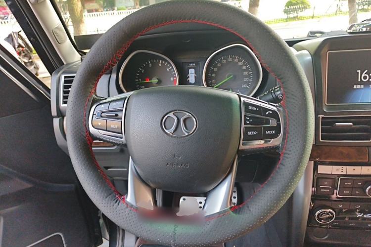 Used BAIC Off-Road BJ80 2018 2.3T Automatic Prestige Edition China VI Emission Standard Steering Wheel