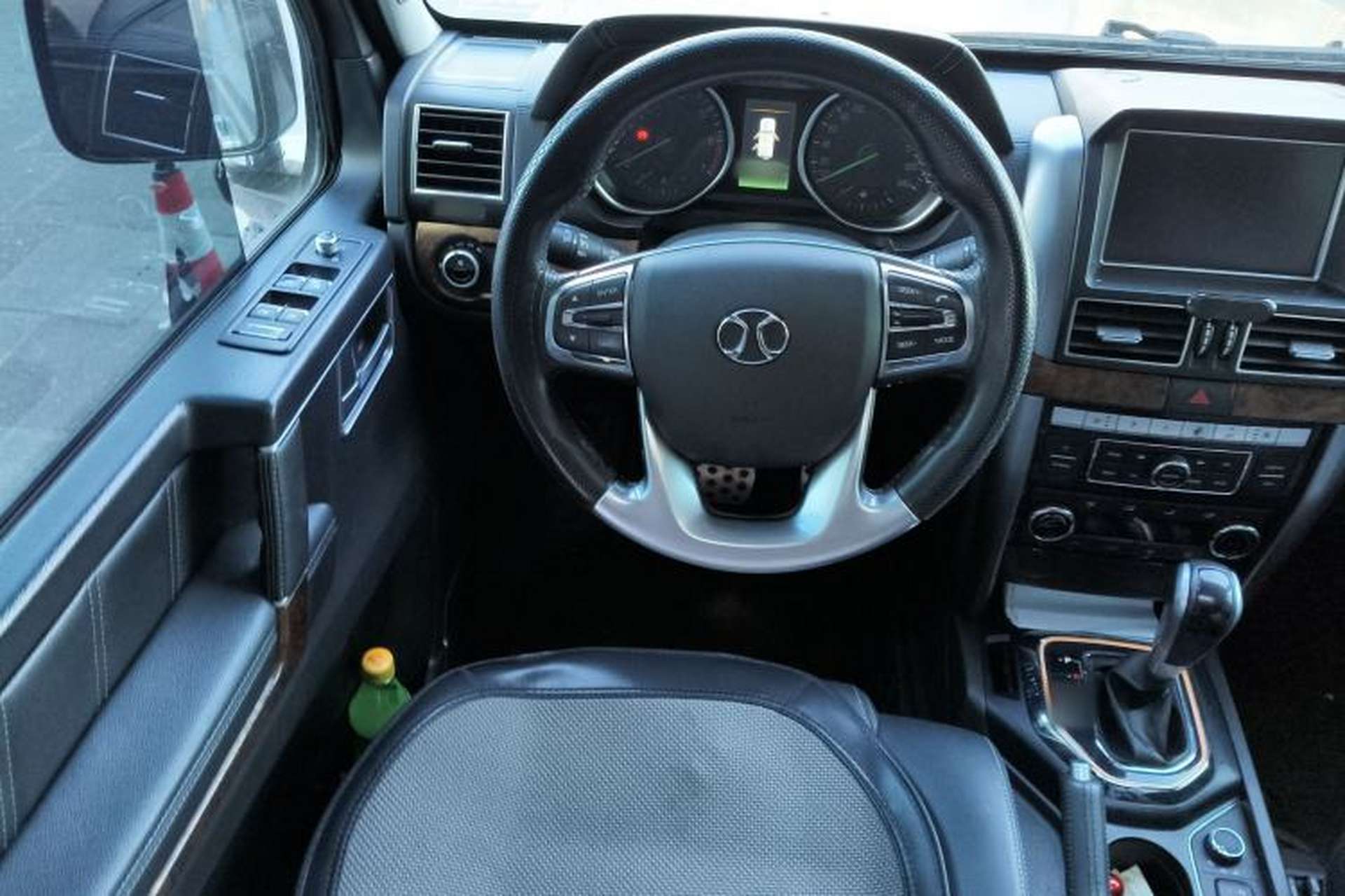 Used BAIC Off-Road BJ80 2018 2.3T Automatic Prestige Version China V Emission Standard Steering Wheel