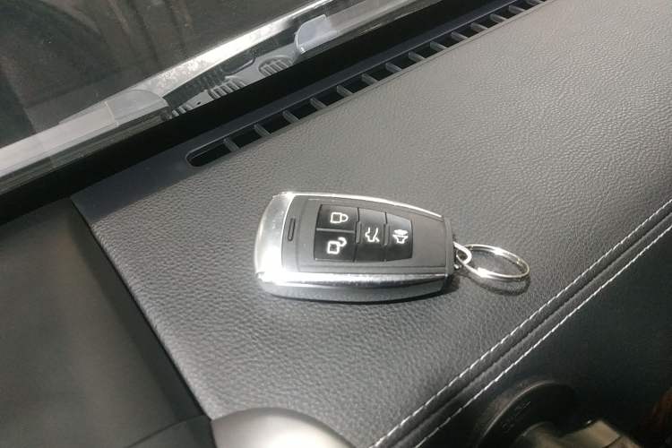 Used BAIC Off-Road BJ80 2018 2.3T Automatic Prestige Version China V Emission Standard Vehicle Key