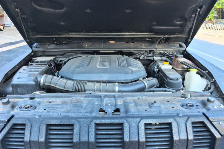 Used BAIC Off-Road BJ80  Engine Bay