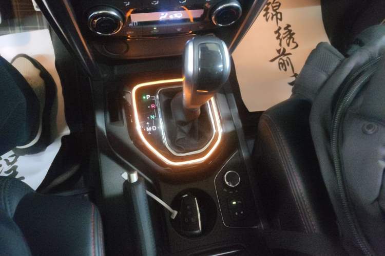Used BAIC Off-Road BJ80 2019 2.3T Automatic Shengshi Huazhang Edition China VI Emission Standard Gear Lever
