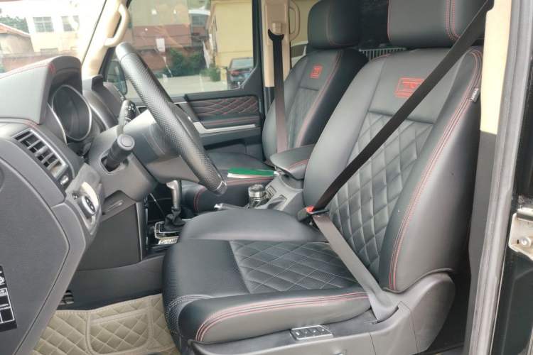 Used BAIC Off-Road BJ80 2019 2.3T Automatic Shengshi Huazhang Edition China VI Emission Standard Left Front Seat