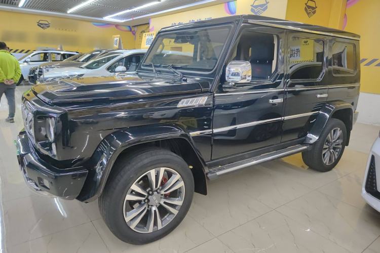 Used BAIC Off-Road BJ80 2019 2.3T Automatic Shengshi Huazhang Edition China VI Emission Standard Left Side