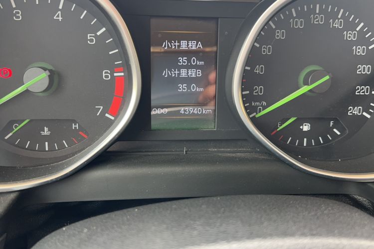 Used BAIC Off-Road BJ80 2019 2.3T Automatic Shengshi Huazhang Edition China VI Emission Standard Odometer Close Up
