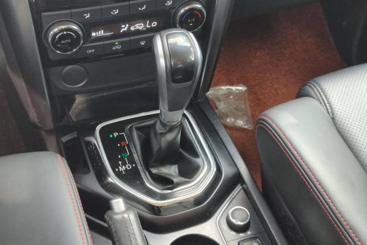 Used BAIC Off-Road BJ80 2019 2.3T Automatic Shengshi Huazhang Edition China VI Emission Standard Interior 7
