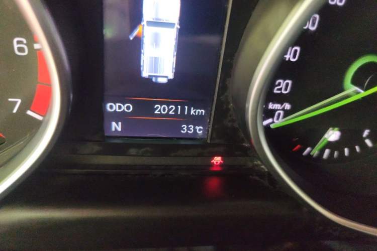 Used BAIC Off-Road BJ80 2019 2.3T Automatic Shengshi Huazhang Edition China VI Emission Standard Odometer Close Up