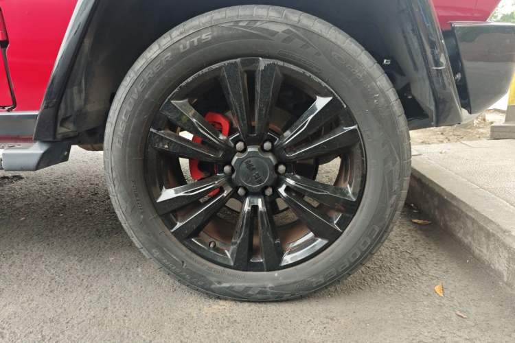 Used BAIC Off-Road BJ80 2019 2.3T Automatic Shengshi Huazhang Edition China VI Emission Standard Right Front Wheel Hub