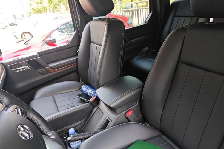 Used BAIC Off-Road BJ80 2019 2.3T Automatic Shengshi Huazhang Edition China VI Emission Standard Left Front Seat
