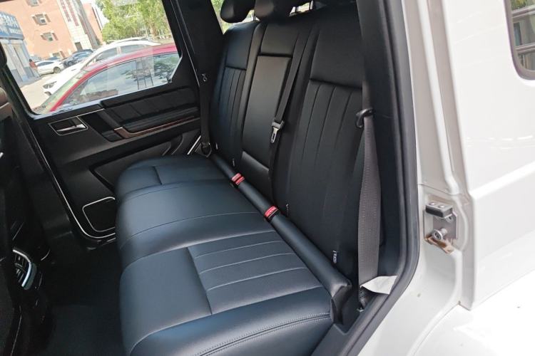 Used BAIC Off-Road BJ80 2019 2.3T Automatic Shengshi Huazhang Edition China VI Emission Standard Left Rear Seat
