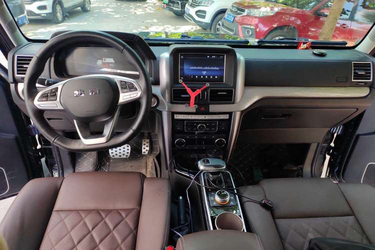 Used BAIC Off-Road BJ80 2020 3.0T Automatic Supreme Edition Center Console