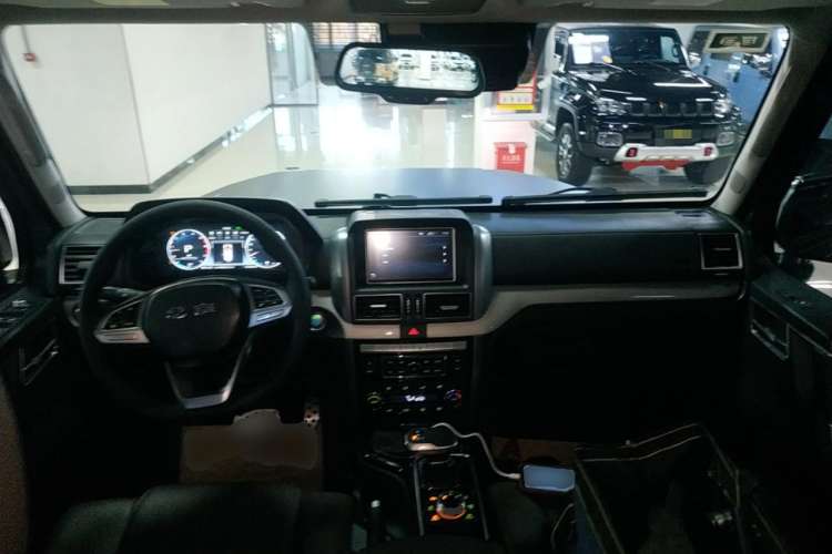 Used BAIC Off-Road BJ80 2020 3.0T Automatic Supreme Edition Center Console