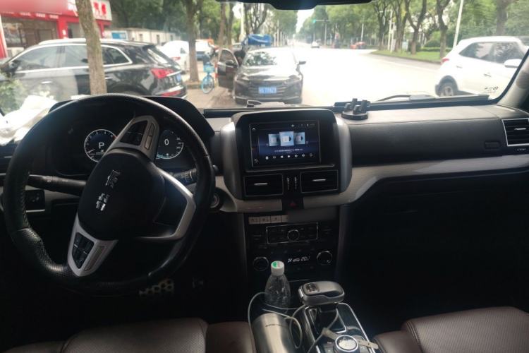 Used BAIC Off-Road BJ80 2020 3.0T Automatic Supreme Edition Center Console