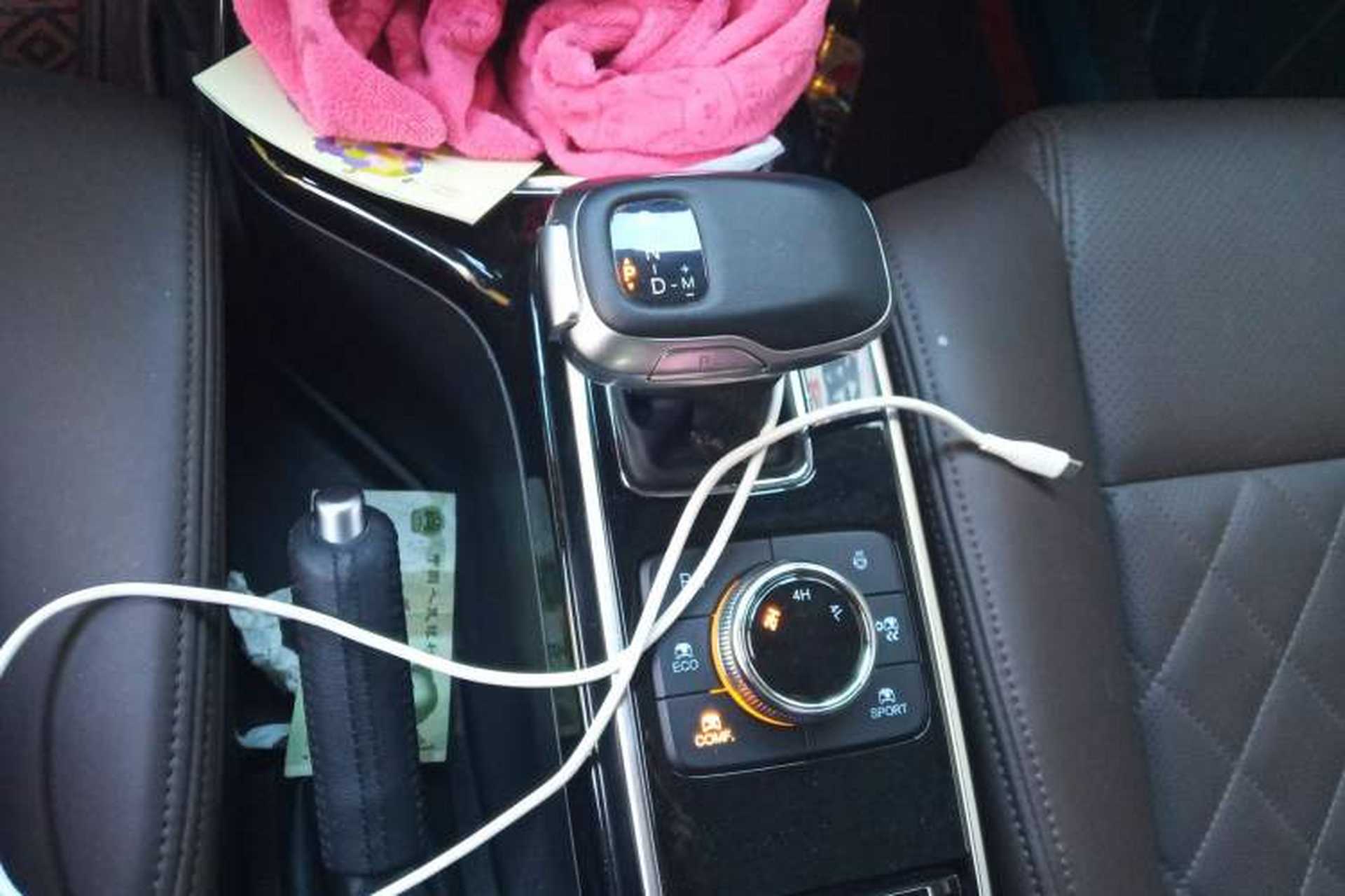 Used BAIC Off-Road BJ80 2020 3.0T Automatic Supreme Edition Gear Lever