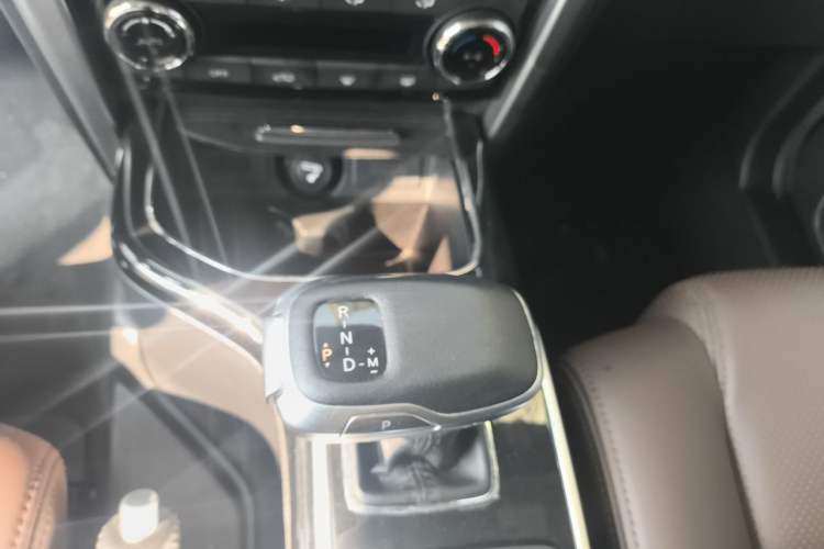 Used BAIC Off-Road BJ80 2020 3.0T Automatic Supreme Edition Gear Lever