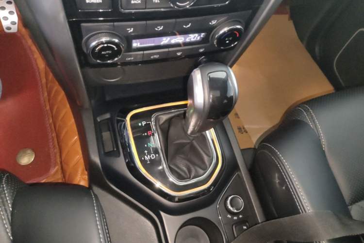Used BAIC Off-Road BJ80 2020 2.3T Automatic Xiahke Version Gear Lever