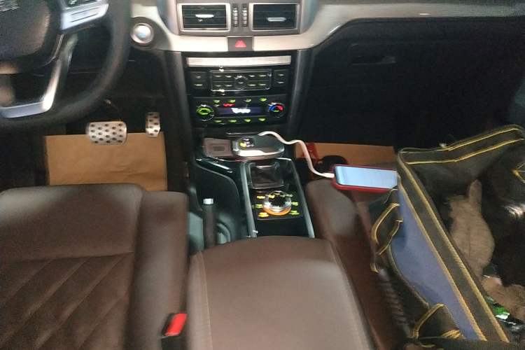 Used BAIC Off-Road BJ80 2020 3.0T Automatic Supreme Edition Gear Lever
