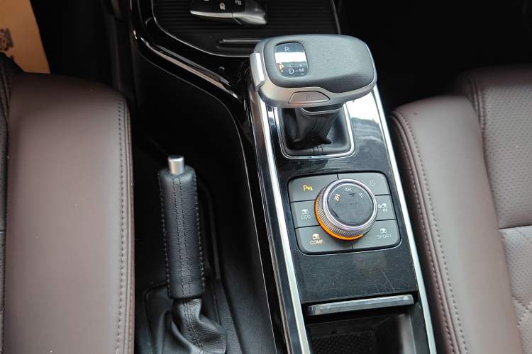 Used BAIC Off-Road BJ80 2020 3.0T Automatic Supreme Edition Gear Lever