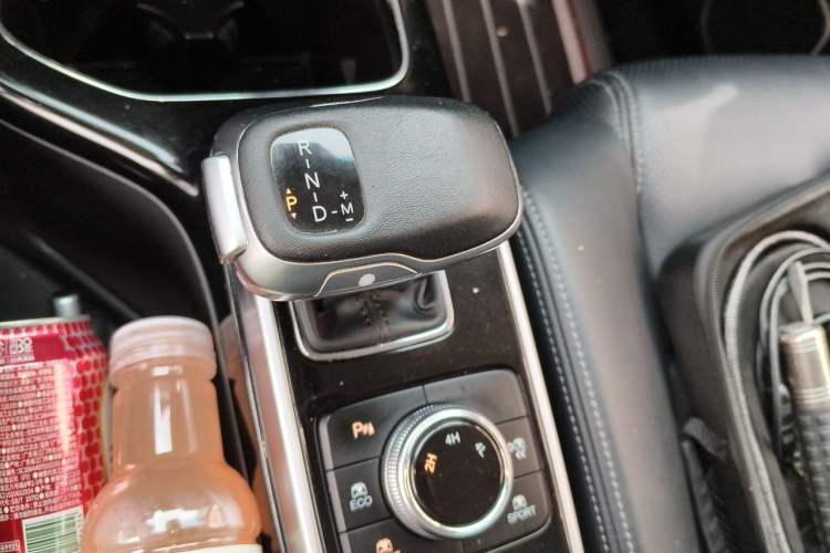Used BAIC Off-Road BJ80 2020 3.0T Automatic Glory Flagship Edition Gear Lever