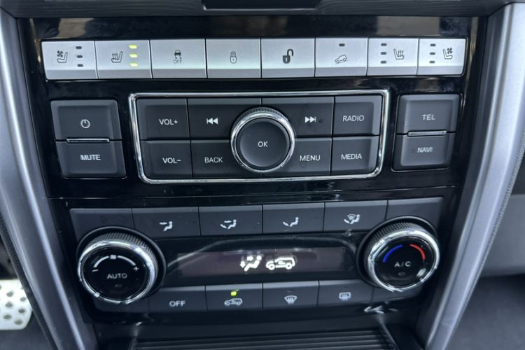 Used BAIC Off-Road BJ80 2020 3.0T Automatic Supreme Edition Interior 10