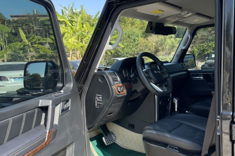 Used BAIC Off-Road BJ80 2020 2.3T Automatic Excellence Tribute Edition Interior 2