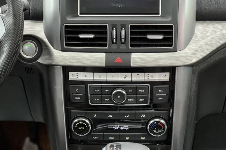 Used BAIC Off-Road BJ80 2020 3.0T Automatic Supreme Edition Interior 2