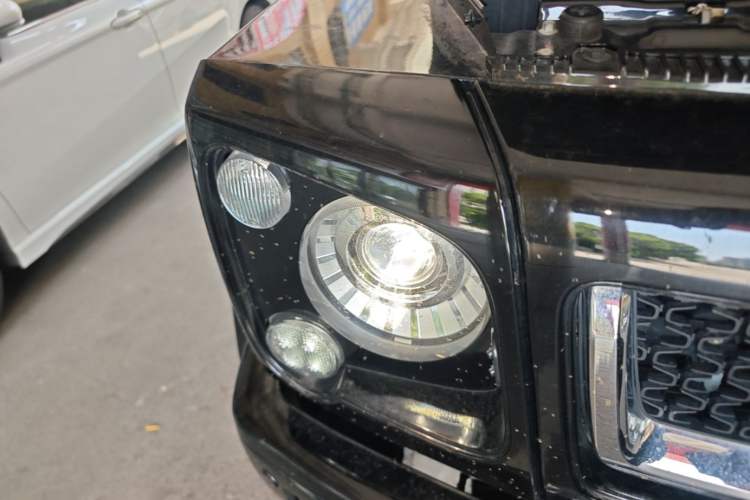 Used BAIC Off-Road BJ80 2020 2.3T Automatic Business Edition Right Front Headlight