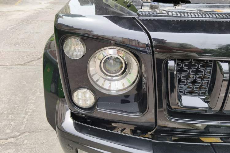 Used BAIC Off-Road BJ80 2020 3.0T Automatic Glory Flagship Edition Right Front Headlight