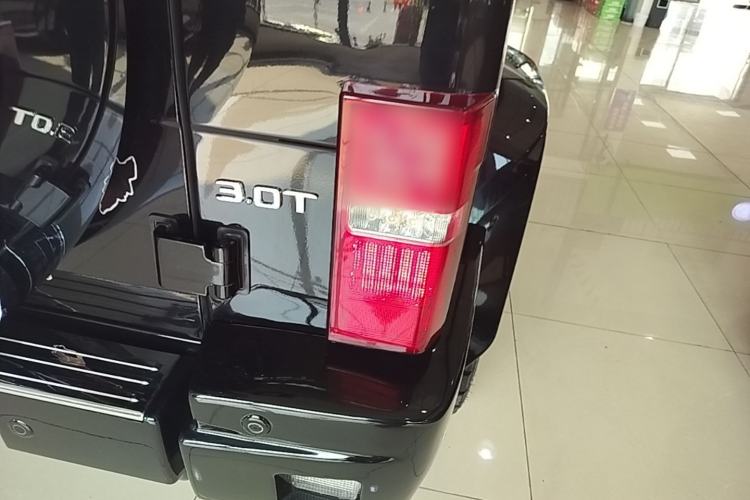 Used BAIC Off-Road BJ80 2020 3.0T Automatic Glory Flagship Edition Right Rear Taillight