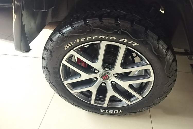 Used BAIC Off-Road BJ80 2020 3.0T Automatic Glory Flagship Edition Right Rear Wheel Hub