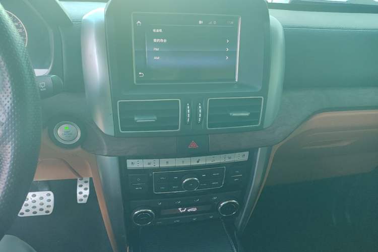 Used BAIC Off-Road BJ80 2020 3.0T Automatic Everest Edition Audio And AC Panel