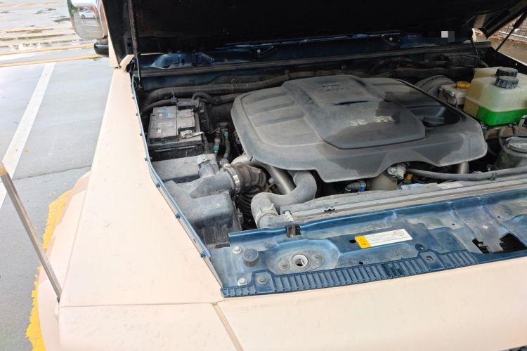 Used BAIC Off-Road BJ80 2020 3.0T Automatic Everest Edition Engine Bay Right