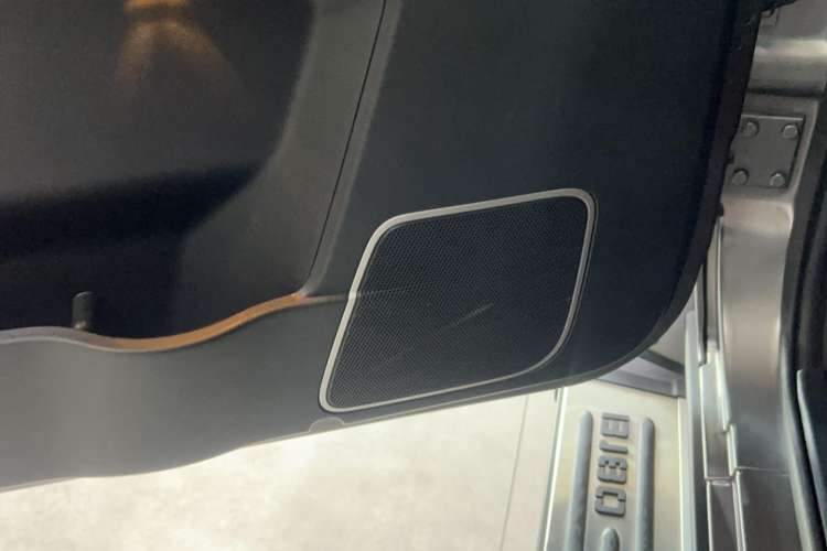 Used BAIC Off-Road BJ80 2020 3.0T Automatic Supreme Edition Audio And AC Panel
