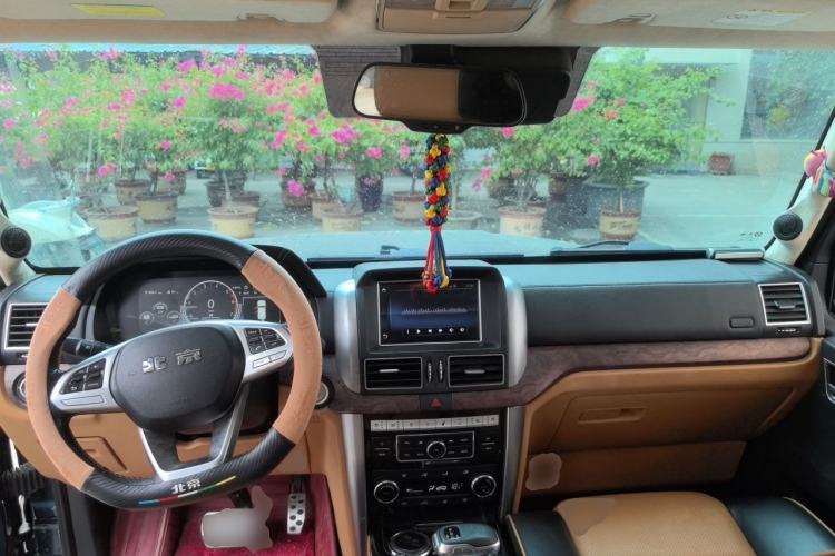 Used BAIC Off-Road BJ80 2020 3.0T Automatic Everest Edition Center Console