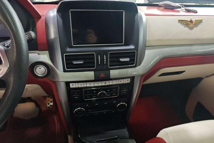 Used BAIC Off-Road BJ80 2020 3.0T Automatic Supreme Edition Audio And AC Panel