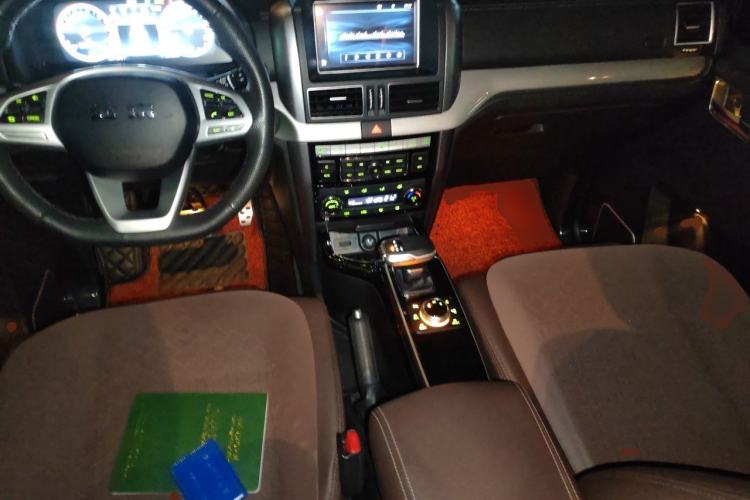 Used BAIC Off-Road BJ80 2020 3.0T Automatic Supreme Edition Center Console