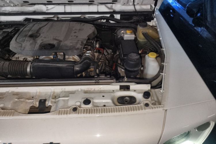 Used BAIC Off-Road BJ80 2020 2.3T Automatic Xiahke Version Engine Bay Left