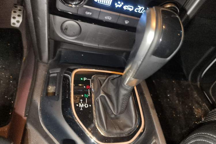 Used BAIC Off-Road BJ80 2020 2.3T Automatic Xiahke Version Gear Lever