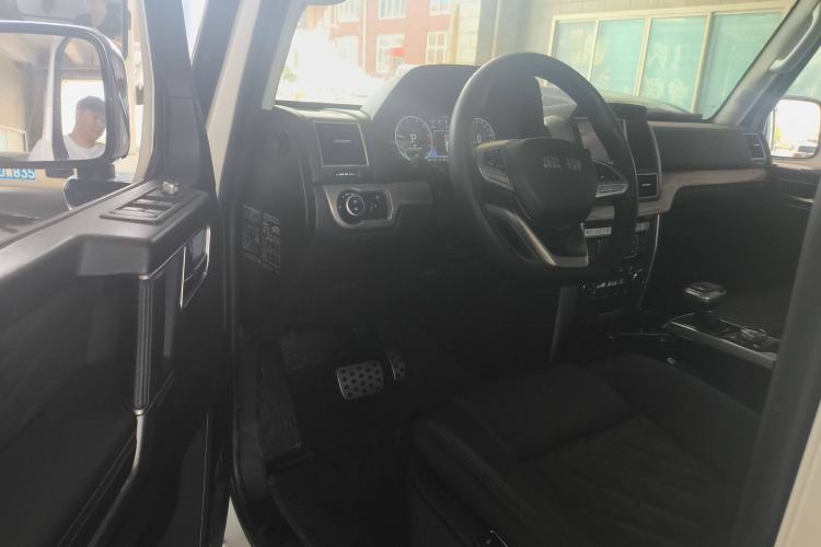 Used BAIC Off-Road BJ80 2020 3.0T Automatic Supreme Edition Interior 3