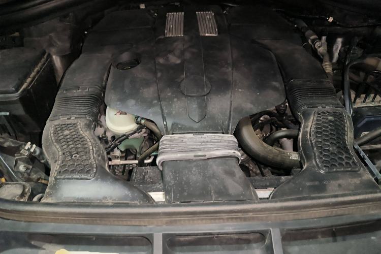 Used BAIC Off-Road BJ90 2021 3.0T Zhenrong Edition Engine Bay
