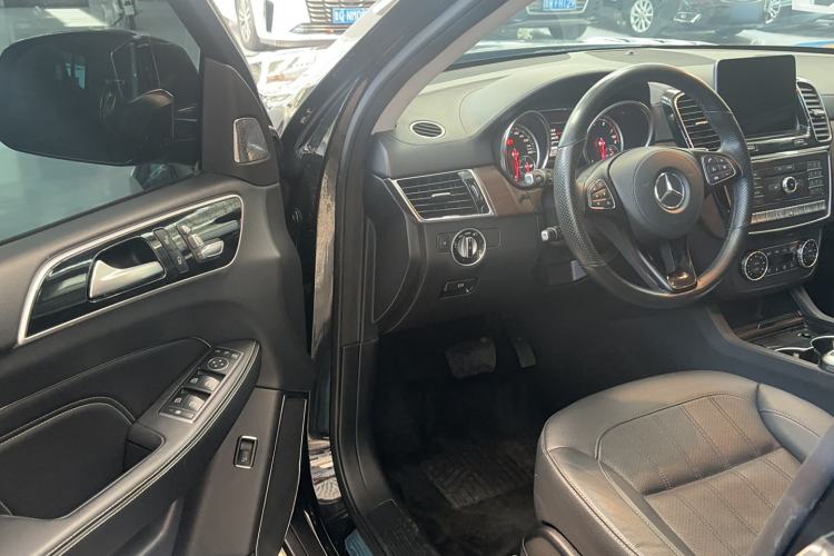Used BAIC Off-Road BJ90 2021 4.0T Prestige Edition Interior 2