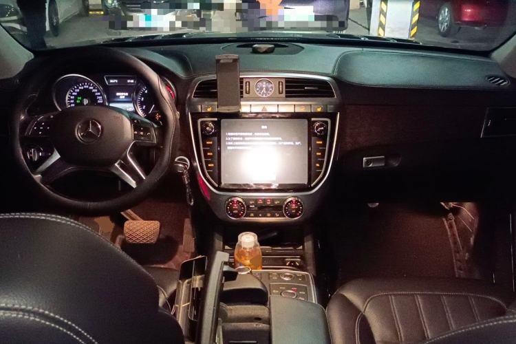 Used BAIC Off-Road BJ90 2016 3.0T Government Edition Center Console