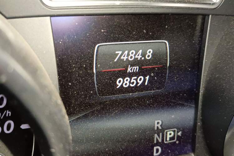 Used BAIC Off-Road BJ90 2016 3.0T Government Edition Odometer Close Up