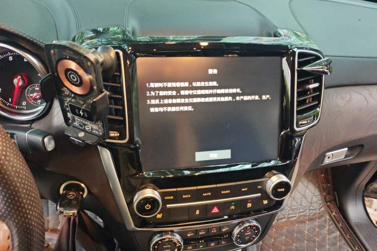 Used BAIC Off-Road BJ90 2020 3.0T Navigator Edition Audio And AC Panel