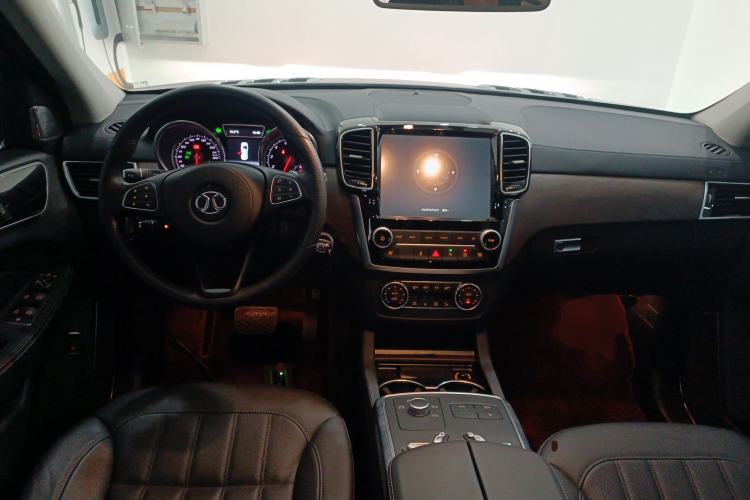 Used BAIC Off-Road BJ90 2020 3.0T Navigator Edition Center Console